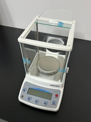 آلة اختبار الكثافة الصلبة للمطاط البلاستيكي جهاز قياس الكثافة 4D-5D